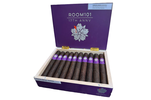 Room101 17th Anniversary Toro (6.0" x 52)
