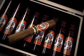 God of Fire Serie B Double Robusto Tubo