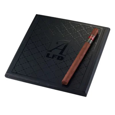 La Flor Dominicana Ligero A